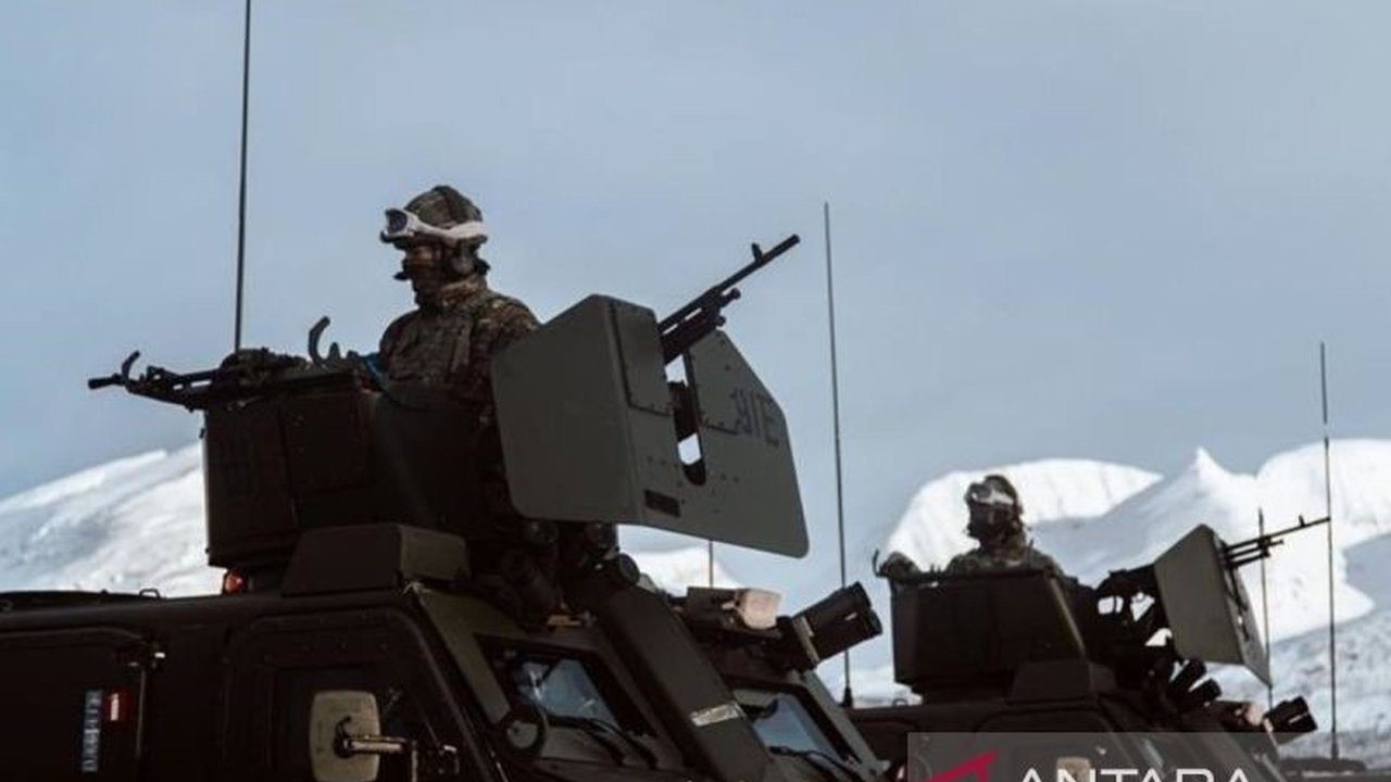 Presiden AS Donald Trump mendorong gencatan senjata permanen di Ukraina, berbeda dengan tawaran gencatan senjata sementara dari Presiden Rusia Vladimir Putin yang dikritik Ukraina.