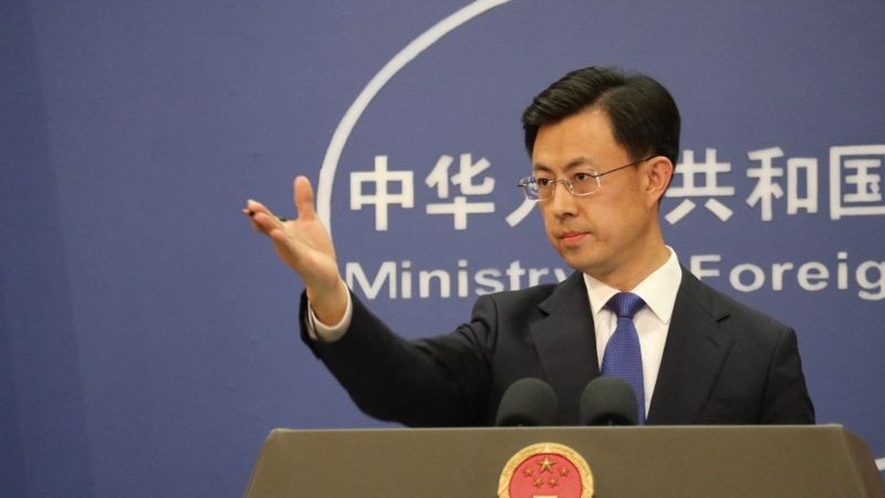 China menyerukan penyelesaian krisis Ukraina melalui negosiasi, menanggapi pertemuan antara Presiden AS Donald Trump dan Presiden Ukraina Volodymyr Zelenskyy di Vatikan.