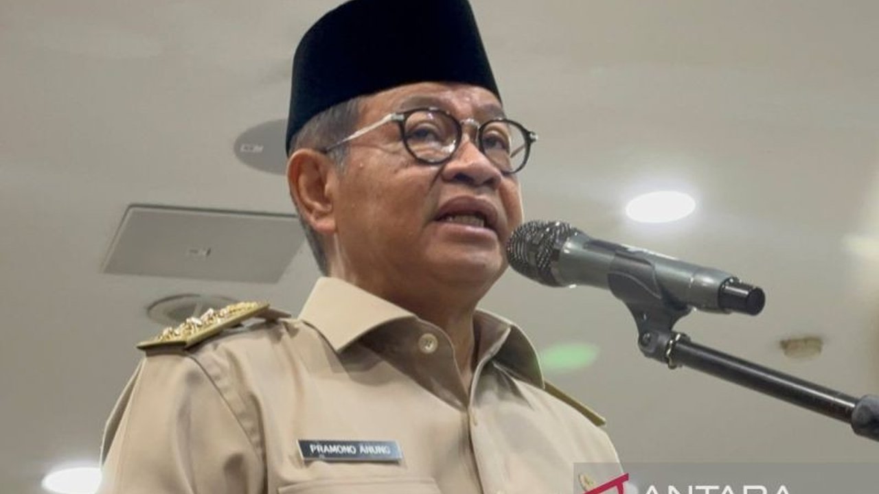 Gubernur DKI Jakarta, Pramono Anung, menjelaskan alasan penunjukan Cak Lontong, Sutiyoso, dan Irfan Setiaputra sebagai komisaris Ancol untuk meningkatkan konektivitas dengan JIS dan memodernisasi manajemen.