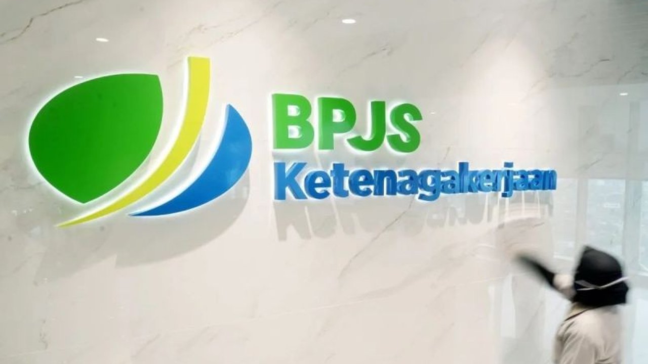 BPJS Ketenagakerjaan NTT telah menyalurkan santunan mencapai Rp400 miliar pada tahun 2024, didominasi oleh santunan JHT, meskipun iuran yang diterima lebih rendah, menunjukkan peran penting subsidi negara dan sistem dana kolektif.