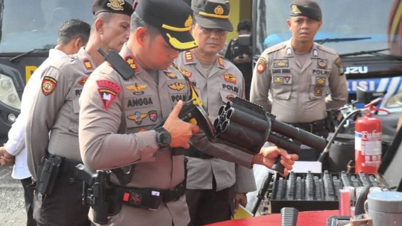 Polres Donggala, Sulawesi Tengah, meluncurkan empat program unggulan untuk memudahkan akses layanan publik bagi masyarakat, termasuk Gerakan Aman Serentak (GAS) dan layanan elektronik Reskrim.
