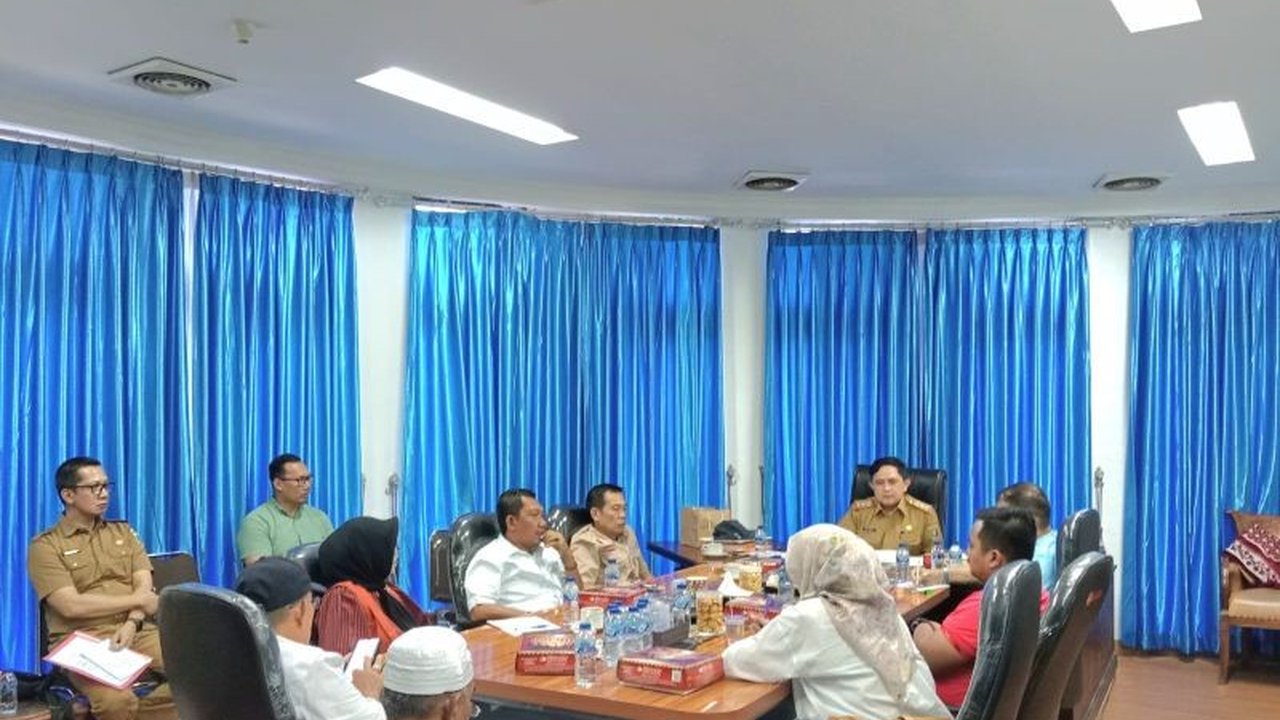 Komite Olahraga Nasional Indonesia (KONI) Lampung akan menggelar Musyawarah Provinsi Luar Biasa (Musprovlub) untuk memilih Ketua Umum (Ketum) baru setelah Arinal Djunaidi diberhentikan oleh KONI Pusat.