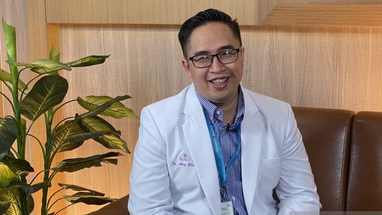 Dokter spesialis kandungan Arief Gazali menjelaskan pentingnya masa pemulihan minimal tiga bulan bagi ibu pasca operasi caesar untuk pemulihan luka dan jaringan tubuh.