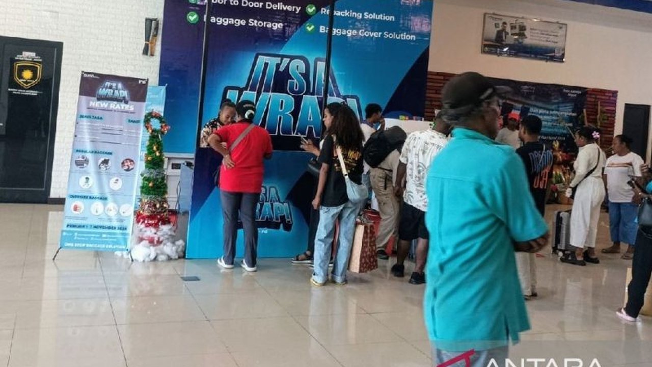 Kabupaten Biak Numfor, Papua, sukses menarik 62.701 wisatawan di tahun 2024, didominasi wisatawan domestik yang datang untuk berbagai keperluan, mulai dari wisata hingga kegiatan pemerintahan.