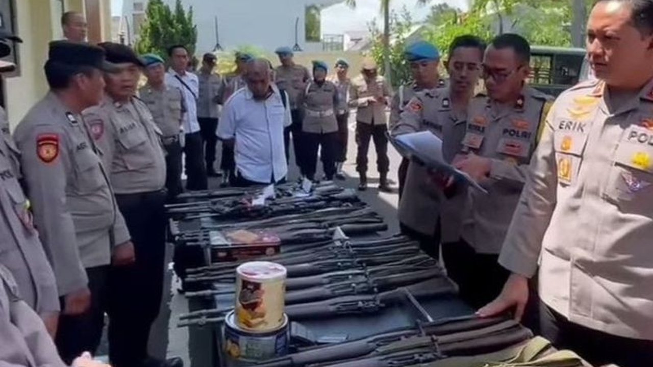 Polres Magetan melakukan pengecekan ratusan senjata api dinas anggota untuk memastikan kesiapan operasional, perawatan, dan mencegah penyalahgunaan, menekankan pentingnya pendekatan humanis dalam bertugas.