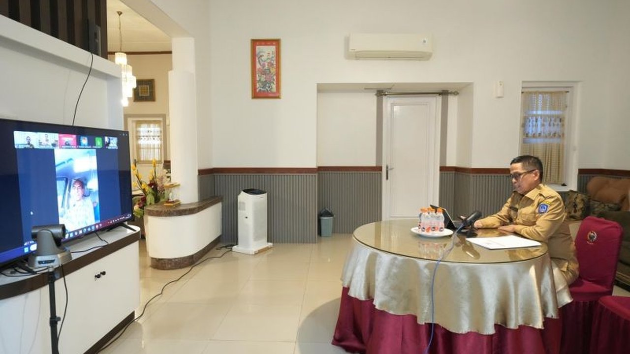 Pemerintah Provinsi Sulawesi Selatan memprioritaskan anggaran pada peningkatan layanan publik dan pertumbuhan ekonomi berkelanjutan, dengan efisiensi belanja dan penghematan dana untuk sektor vital seperti pendidikan dan kesehatan.