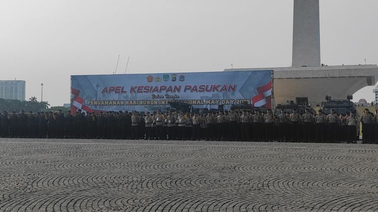 Presiden Prabowo Subianto dijadwalkan hadir dalam peringatan May Day di Monas bersama 150 ribu buruh dari berbagai serikat pekerja, menandai momen bersejarah bagi gerakan buruh Indonesia.