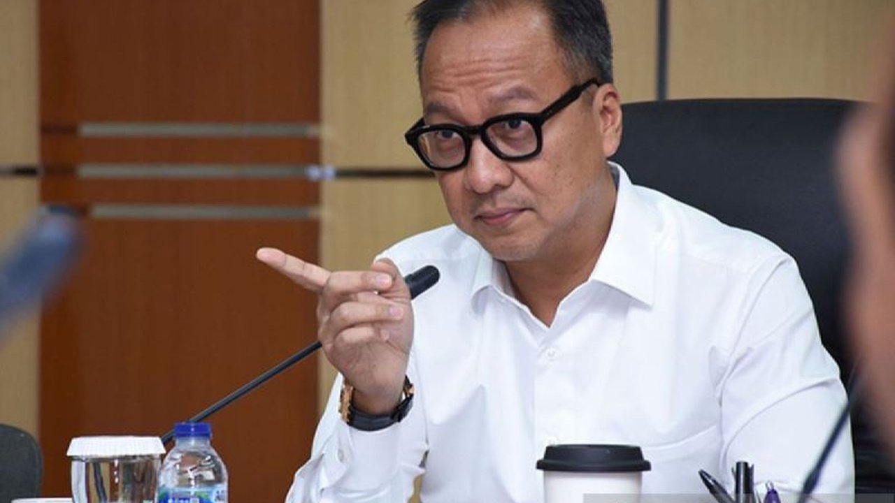Menteri Perindustrian RI, Agus Gumiwang Kartasasmita, menegaskan ketertarikan investor Korea Selatan yang tinggi terhadap potensi ekonomi Indonesia, ditandai dengan rencana ekspansi dan pembangunan pabrik baru sejumlah perusahaan Korea Selatan di Indonesi