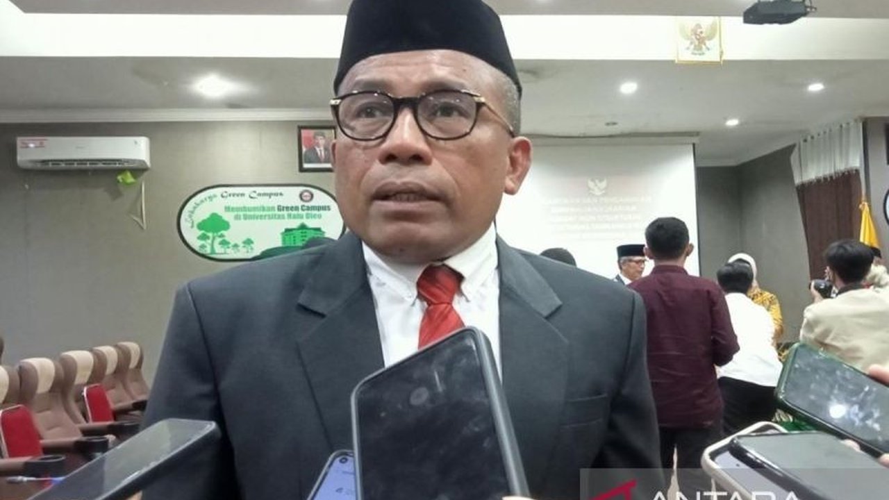 Universitas Haluoleo (UHO) Kendari telah merekomendasikan sejumlah dosennya untuk mengabdi di Pemerintah Provinsi Sulawesi Tenggara (Pemprov Sultra) guna mendukung program-program pemerintah daerah.