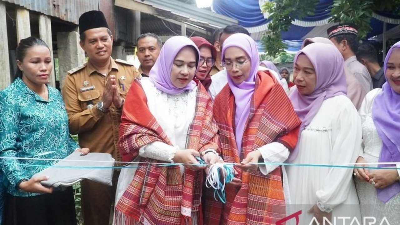 Kabupaten Deli Serdang, Sumatera Utara, resmi memiliki objek wisata edukasi berupa taman dan bunga di Desa Bangun Sari, Tanjung Morawa, yang diharapkan menjadi alternatif wisata edukatif bagi masyarakat.