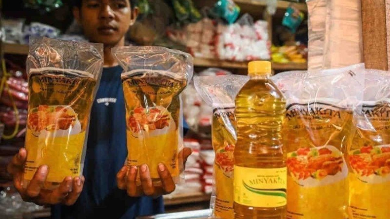 Jelang Idul Adha 2025, Provinsi Kepulauan Bangka Belitung menambah pasokan 348,2 ton minyak goreng dan 199 ton gula pasir untuk menjaga stabilitas harga dan ketersediaan stok.