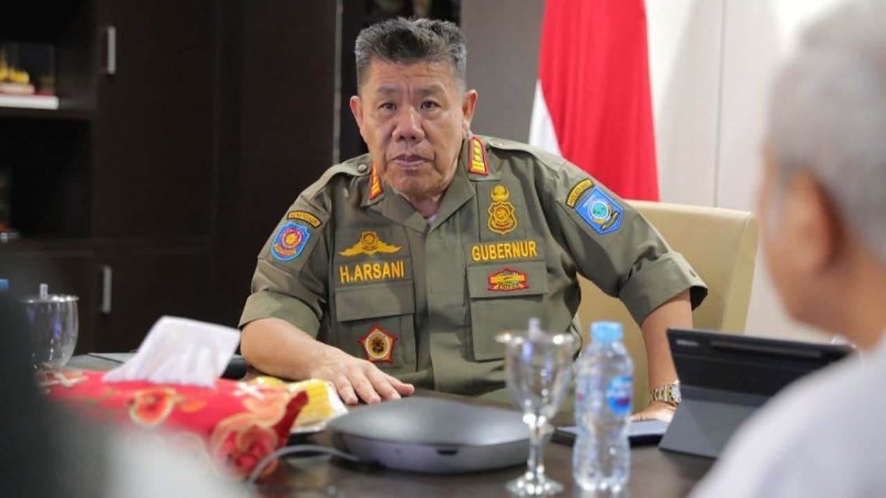 Gubernur Kepulauan Bangka Belitung akan mengadakan rapat koordinasi dengan seluruh bupati dan wali kota se-daerah untuk mencari solusi peningkatan Pendapatan Asli Daerah (PAD) yang mengalami penurunan signifikan.