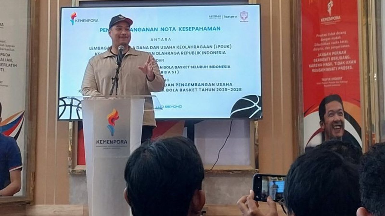 Menpora Dito Ariotedjo optimistis timnas basket Indonesia dapat lolos ke Olimpiade 2028 di Los Angeles, dengan strategi pembinaan dan partisipasi dalam berbagai kompetisi internasional.