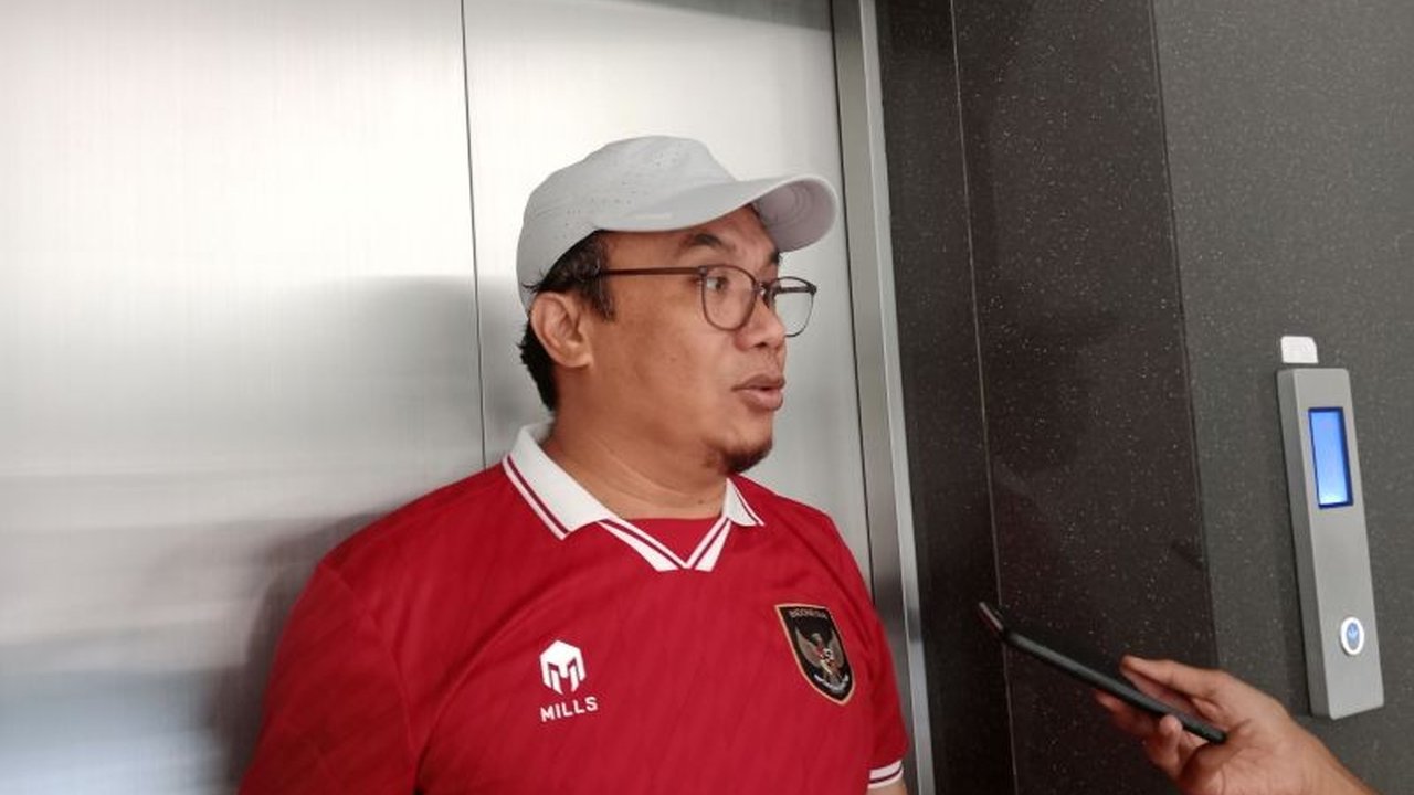 Meskipun ada efisiensi anggaran dari pemerintah pusat, Pemkab Lombok Tengah memastikan proyek peningkatan infrastruktur jalan di tahun 2025 tetap berjalan sesuai rencana, dengan alokasi dana dari berbagai program yang tidak mendesak.