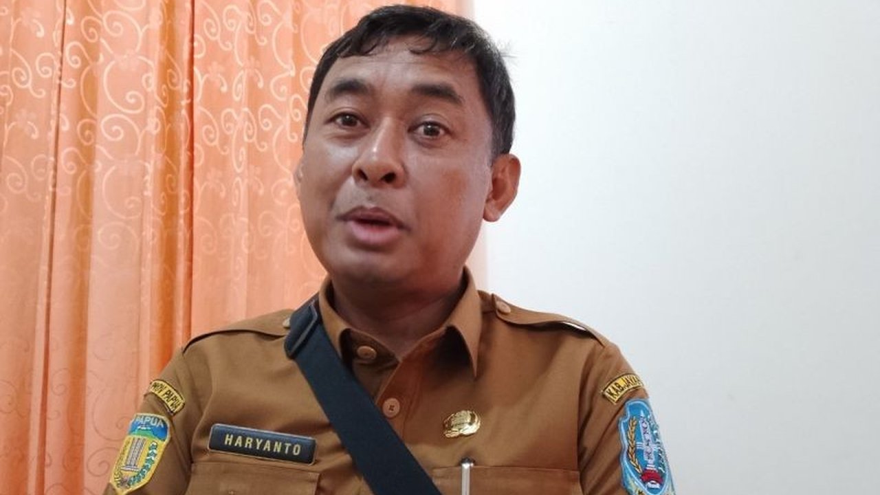 Pemerintah Kabupaten Jayapura mendorong generasi muda untuk berpartisipasi aktif dalam pengembangan ekonomi kreatif berbasis potensi lokal dan budaya Papua, guna membangun kemandirian ekonomi yang berkelanjutan.