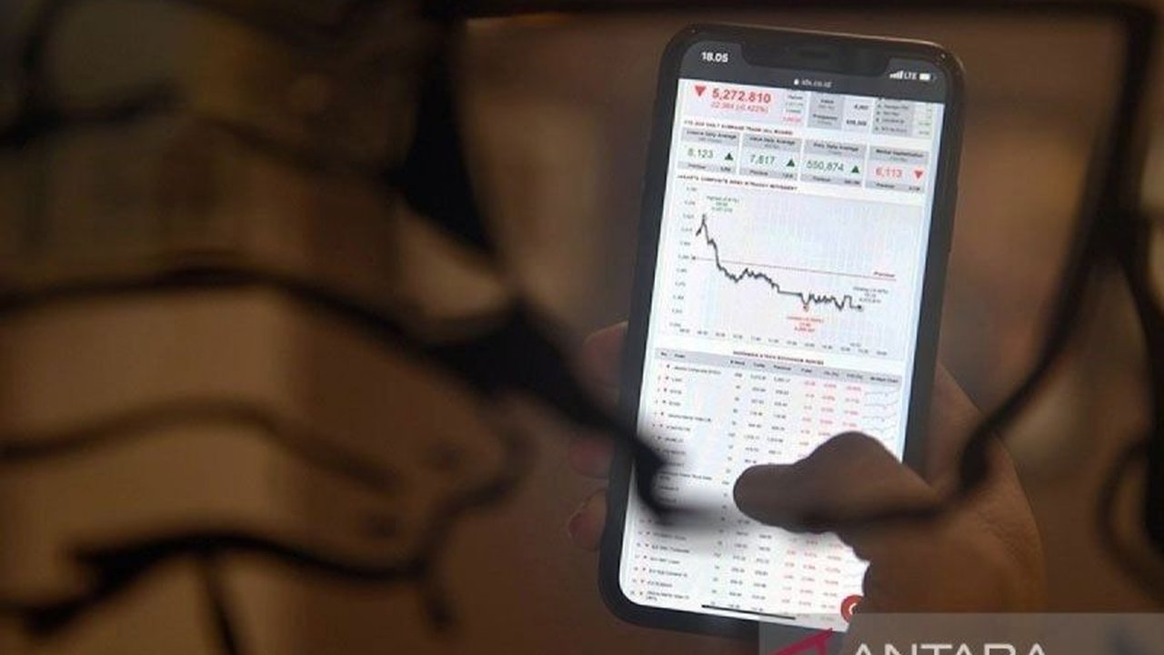 Indeks Harga Saham Gabungan (IHSG) diperkirakan bergerak mendatar di tengah antisipasi rilis data inflasi April 2025 dan sejumlah perkembangan ekonomi global.