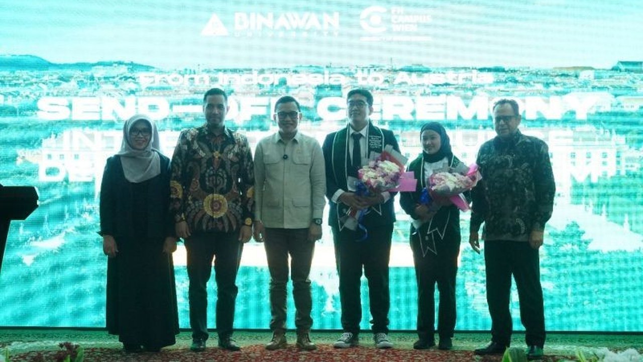 Menteri P2MI melepas 55 perawat dari Universitas Binawan untuk bekerja di Austria, sebuah langkah yang disebut sebagai investasi sumber daya manusia Indonesia.