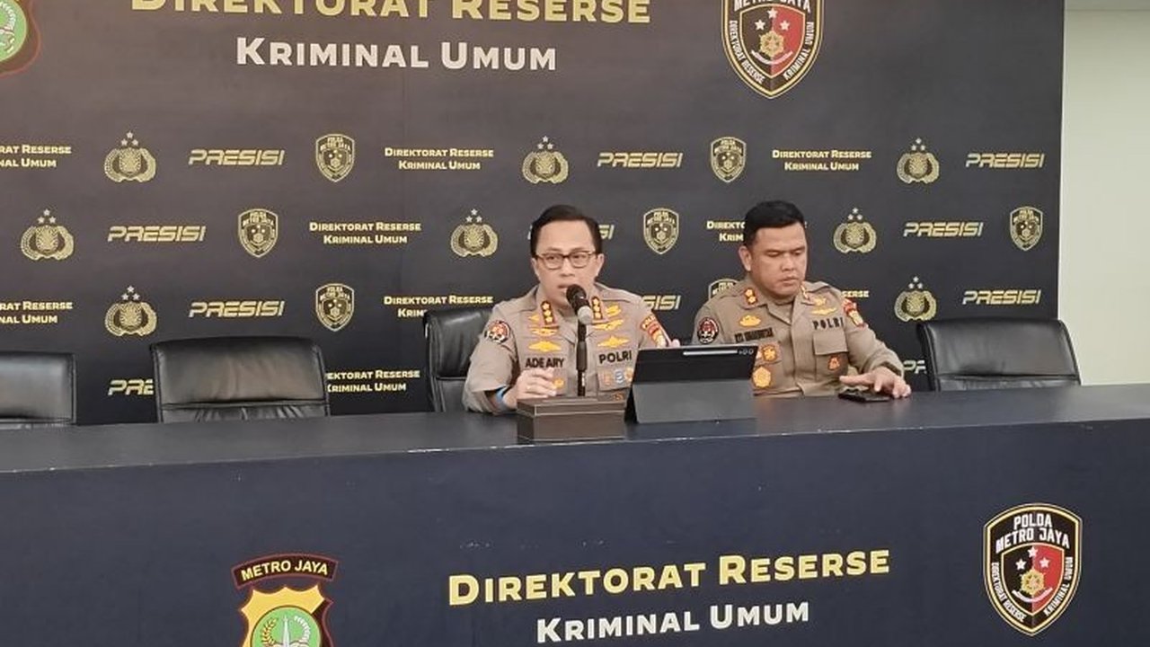 Mantan Presiden Jokowi melaporkan dugaan pencemaran nama baik terkait isu ijazah palsu ke Polda Metro Jaya, kasus ditangani Subdit Keamanan Negara dan telah dilakukan pemeriksaan.