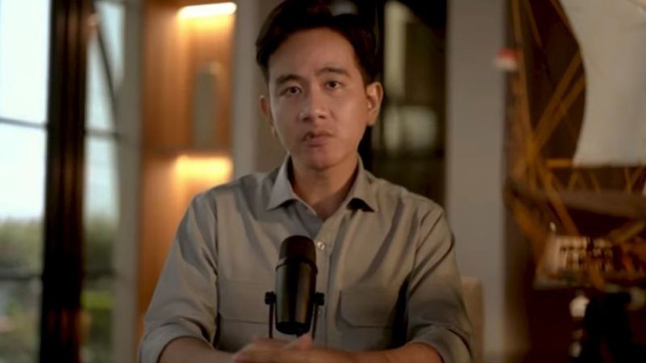 Wakil Presiden Gibran Rakabuming Raka mendorong hilirisasi produk laut Indonesia untuk meningkatkan kesejahteraan nelayan dan daya saing di pasar global, memanfaatkan potensi sumber daya kelautan yang melimpah.