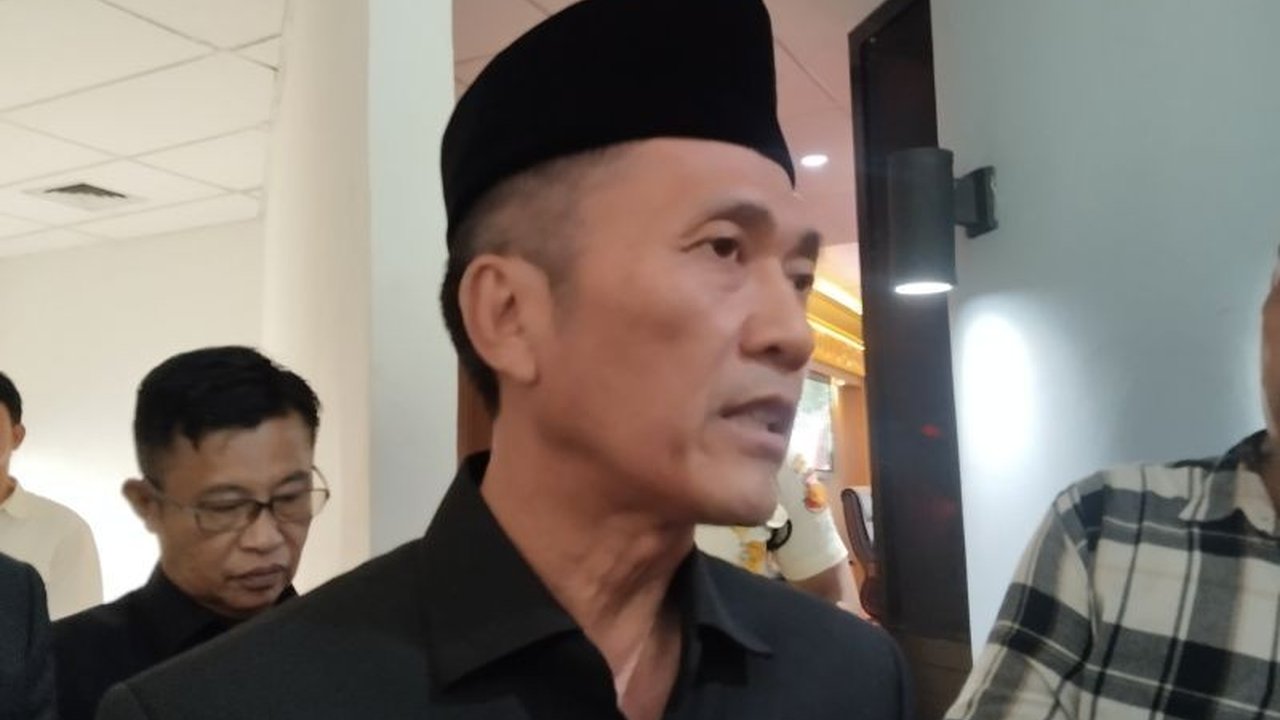 Pemerintah Kota Palembang menata ulang lokasi pedagang kaki lima (PKL) di Pasar 16 Ilir selama revitalisasi, dengan pendekatan humanis dan peningkatan keamanan untuk kenyamanan pengunjung.