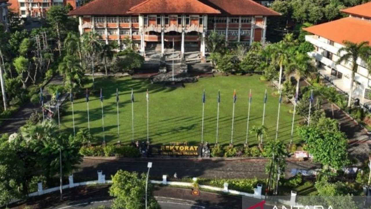 Universitas Udayana (Unud) Bali memecat mahasiswa berinisial SLKDP karena terbukti melakukan pelecehan seksual daring dengan membuat konten asusila yang melibatkan 37 korban.