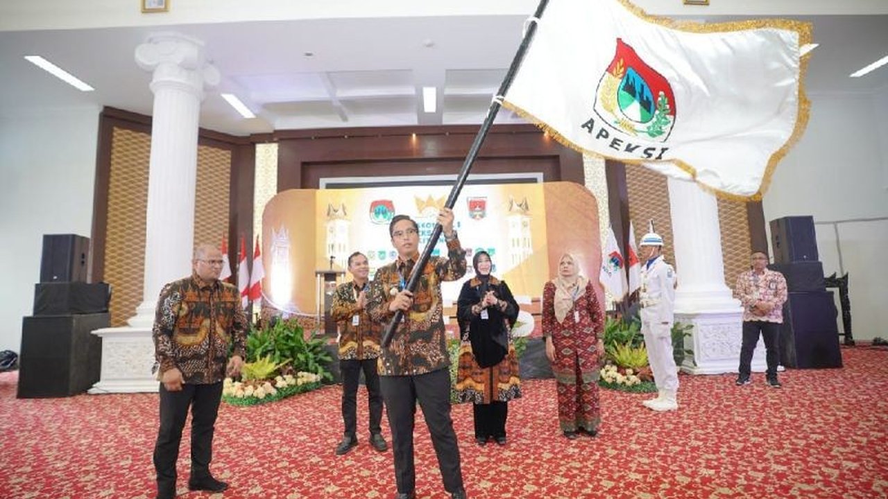 Wali Kota Medan, Rico Tri Putra Waas, mengajak 24 kota di Komwil I APEKSI untuk meningkatkan daya saing, khususnya di sektor kesehatan dan pendidikan, agar mampu bersaing dengan negara-negara tetangga.