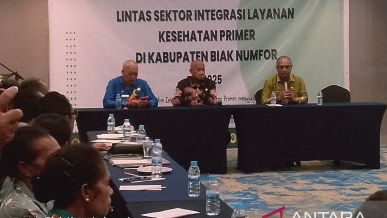 Dinas Kesehatan Biak Numfor, Papua, meningkatkan layanan Integrasi Layanan Primer (ILP) di 21 Puskesmas untuk mewujudkan masyarakat yang sehat dan mudah mengakses pelayanan kesehatan berkualitas.