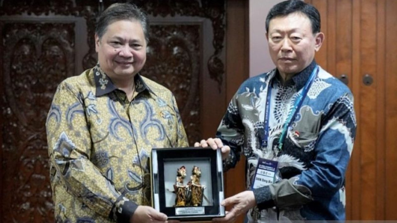 Menteri Airlangga Hartarto bertemu delegasi FKI Korea Selatan untuk membahas perluasan investasi di berbagai sektor ekonomi Indonesia, termasuk manufaktur, teknologi, dan energi.