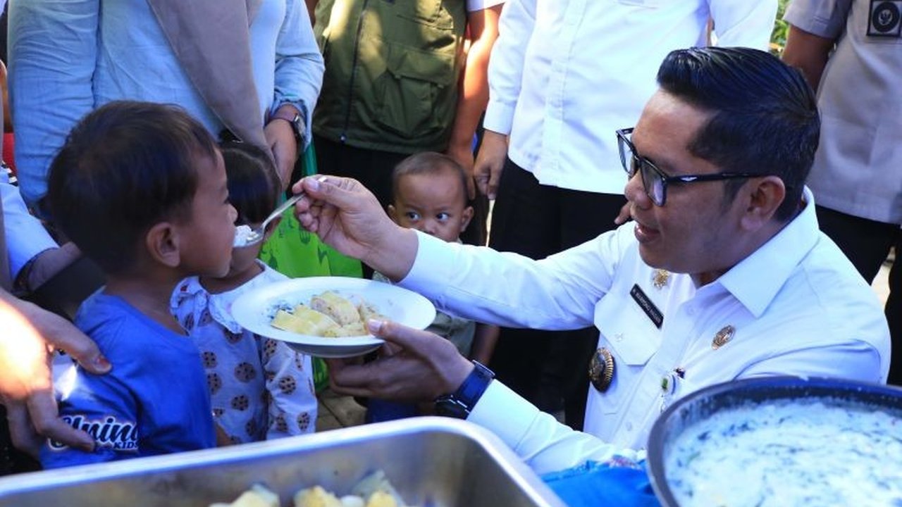 Pemerintah Kota Tangerang salurkan bantuan pangan bergizi kepada 1.000 balita berisiko stunting untuk menurunkan angka stunting di kota tersebut.