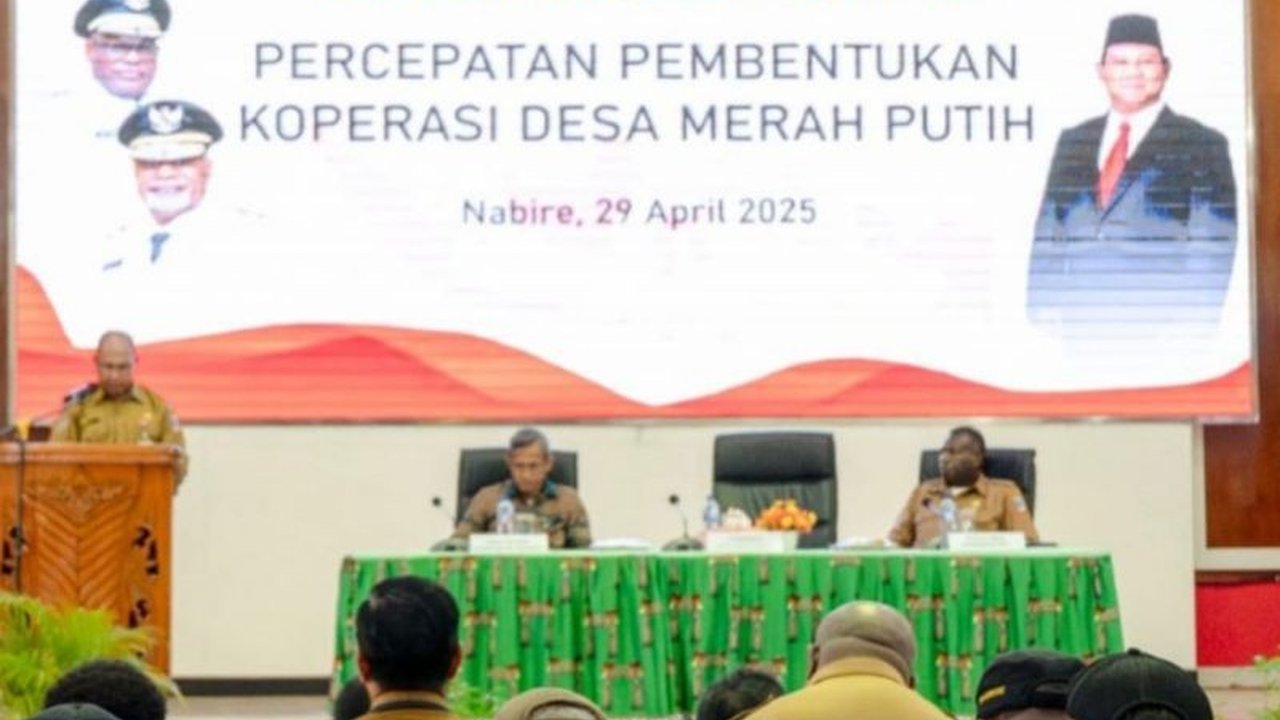 Pemerintah Provinsi Papua Tengah mendorong Koperasi Merah Putih sebagai solusi peningkatan ekonomi desa, menciptakan lapangan kerja, dan memberdayakan UMKM.
