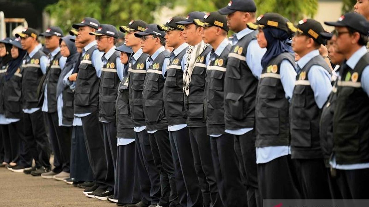 Pimpinan Pusat Persatuan Islam (PP Persis) dan Menteri Agama mengingatkan petugas haji untuk menjaga nama baik Indonesia dan memberikan pelayanan terbaik kepada jamaah haji dengan penuh tanggung jawab dan keramahan.