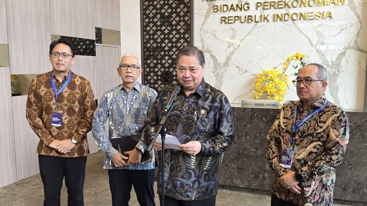 Pemerintah Indonesia gencar mengembangkan industri semikonduktor dan kecerdasan buatan (AI) sebagai strategi utama untuk mendorong pertumbuhan ekonomi digital yang pesat hingga 2045.