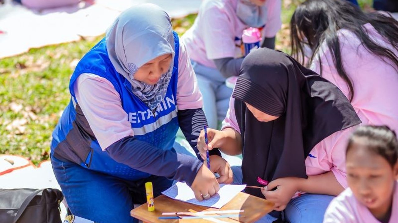 PT Pertamina Hulu Energi (PHE) melalui program Sahabat Istimewa, memberdayakan penyandang disabilitas dengan pelatihan life-skill dan berbagai program inklusif, meningkatkan taraf hidup dan pendapatan mereka.