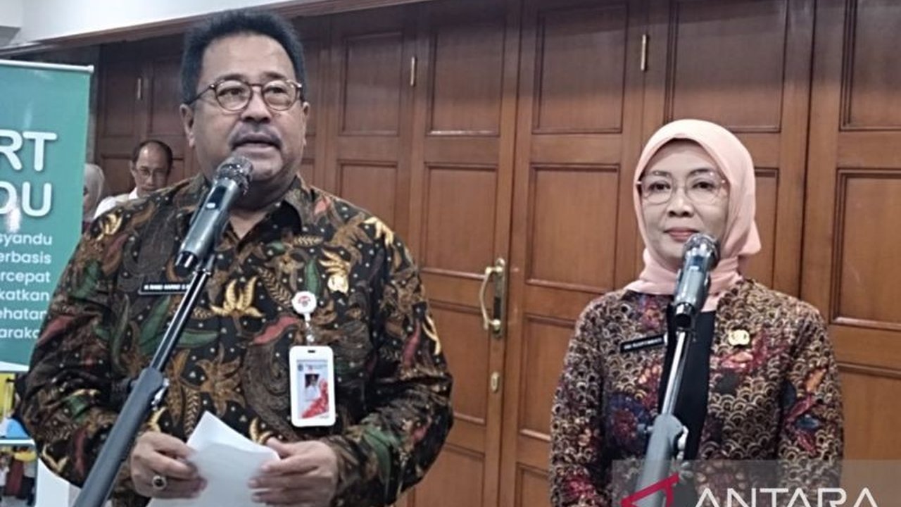 Wakil Gubernur DKI Jakarta, Rano Karno, berencana meningkatkan frekuensi penggunaan transportasi umum menjadi tiga kali seminggu untuk mendukung program transportasi hijau dan mengurangi polusi.
