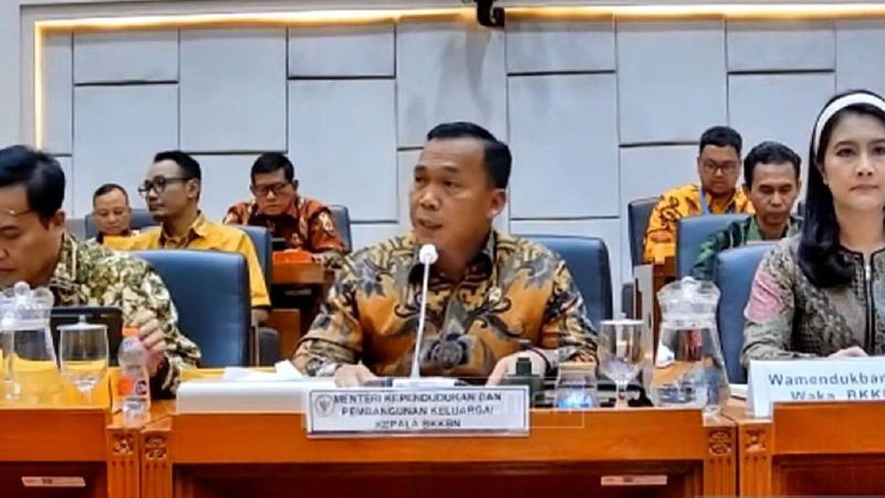 Menteri PPKB menekankan pentingnya penajaman pencegahan stunting melalui program Genting dan Elsimil serta kolaborasi antar pihak terkait untuk percepat penurunan kasus stunting di Indonesia.