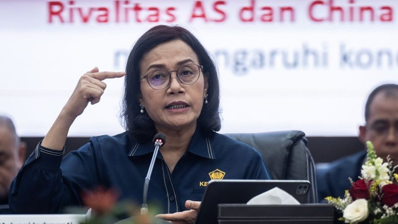 Menkeu Sri Mulyani laporkan hasil kunjungan ke AS pada Presiden Prabowo, mendapat respon positif terkait isu tarif resiprokal, akses modal global, dan peran Indonesia di rantai nilai global.