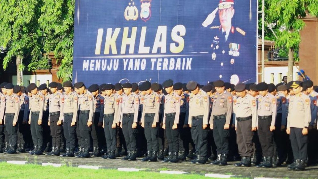 Ribuan Personil Gabungan Siaga Kawal May Day di Makassar
