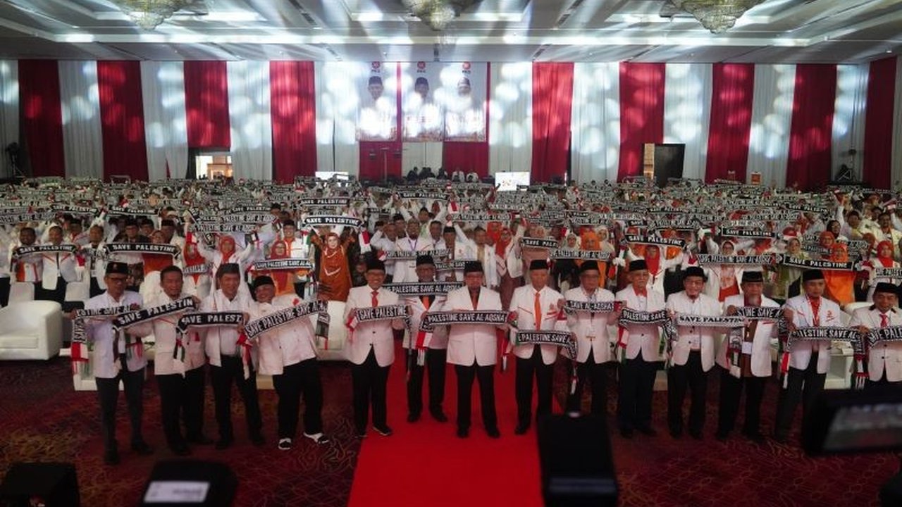 Konsolidasi Nasional Fraksi PKS 2025 menghasilkan delapan rekomendasi penting, salah satunya mendorong kader untuk mendukung penuh program Presiden Prabowo Subianto demi Indonesia Maju.