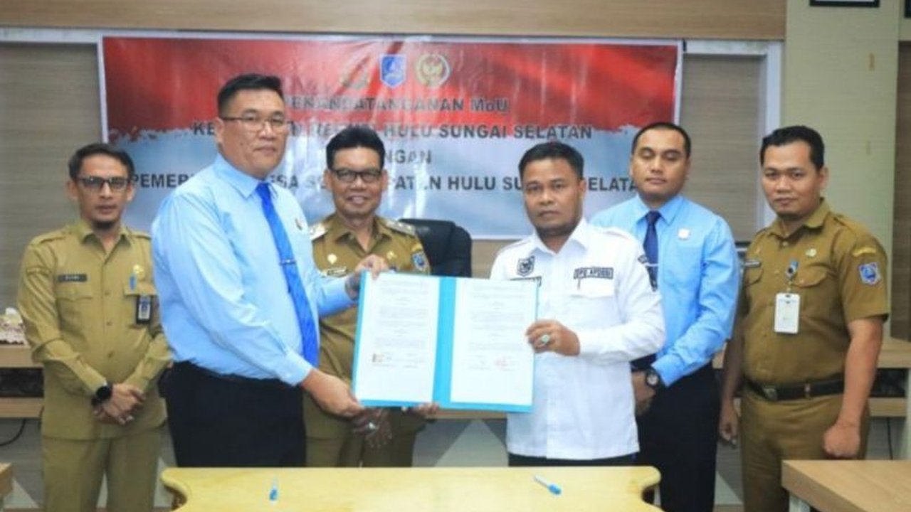 Pemerintah Kabupaten Hulu Sungai Selatan (HSS) berkolaborasi dengan Kejari HSS untuk memberikan pendampingan hukum kepada pemerintah desa, guna meningkatkan transparansi dan akuntabilitas pengelolaan dana desa.