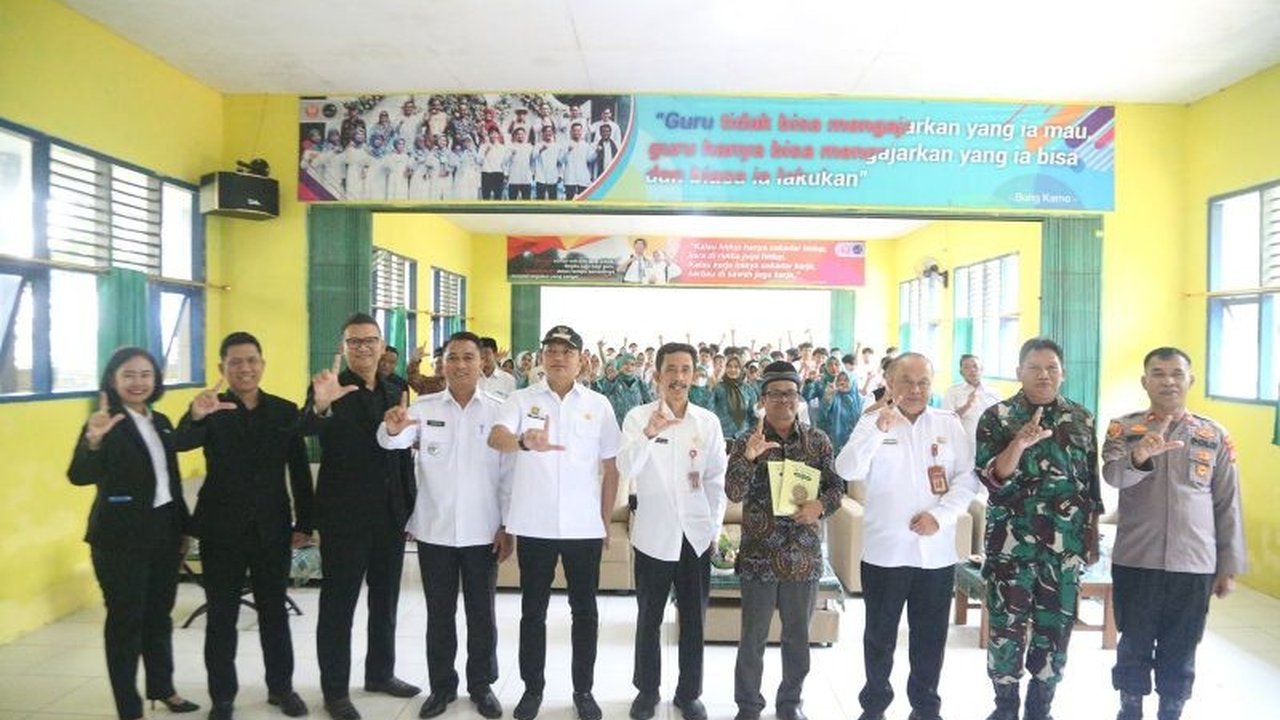 Pemprov Banten Sinergikan Program Membaca dan MBG untuk Pelajar SMA/SMK/MA