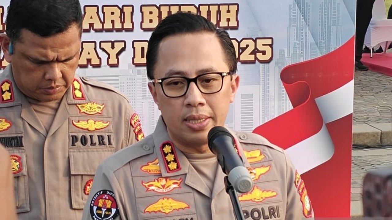 Polda Metro Jaya menangkap 19 orang terkait kericuhan di Kemang akibat sengketa lahan yang melibatkan dua kelompok, situasi berhasil diredam aparat kepolisian.