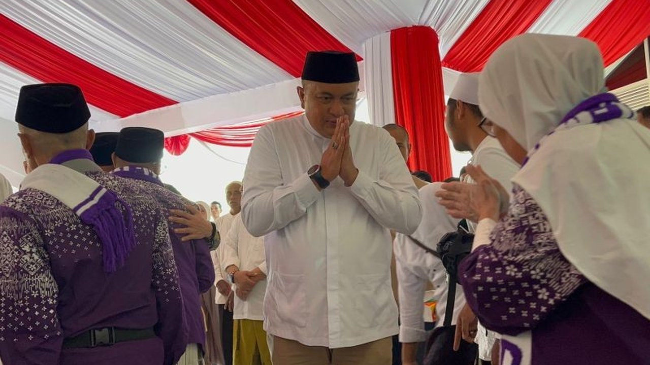Kabupaten Bogor mencatatkan rekor jumlah calon haji terbanyak di Indonesia pada musim haji tahun ini, mencapai 3.450 orang, melampaui berbagai daerah lainnya di Tanah Air.