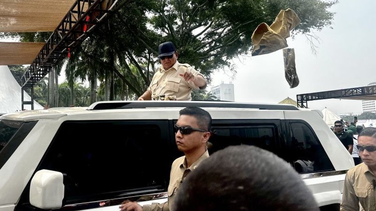 Presiden Prabowo Subianto berjanji akan segera mengesahkan RUU Perlindungan Pekerja Rumah Tangga (RUU PPRT) dalam tiga bulan ke depan, menjawab tuntutan buruh pada May Day 2025.