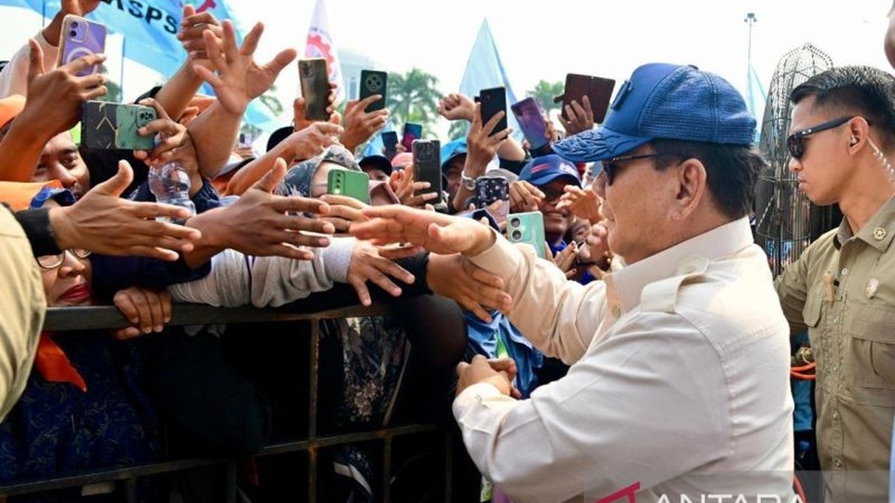 Presiden Prabowo Subianto menyampaikan rasa terima kasihnya kepada buruh dan petani atas dukungan yang konsisten selama lima kali pemilihan presiden, hingga akhirnya berhasil memenangkan Pilpres 2024.