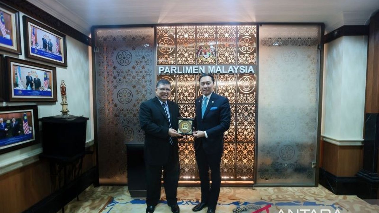 Wakil Ketua MPR RI, Edhie Baskoro Yudhoyono, mendorong kolaborasi ASEAN dan Indonesia-Malaysia untuk mewujudkan ekonomi hijau, kemandirian pangan dan energi, serta perdagangan adil di tengah dinamika global.