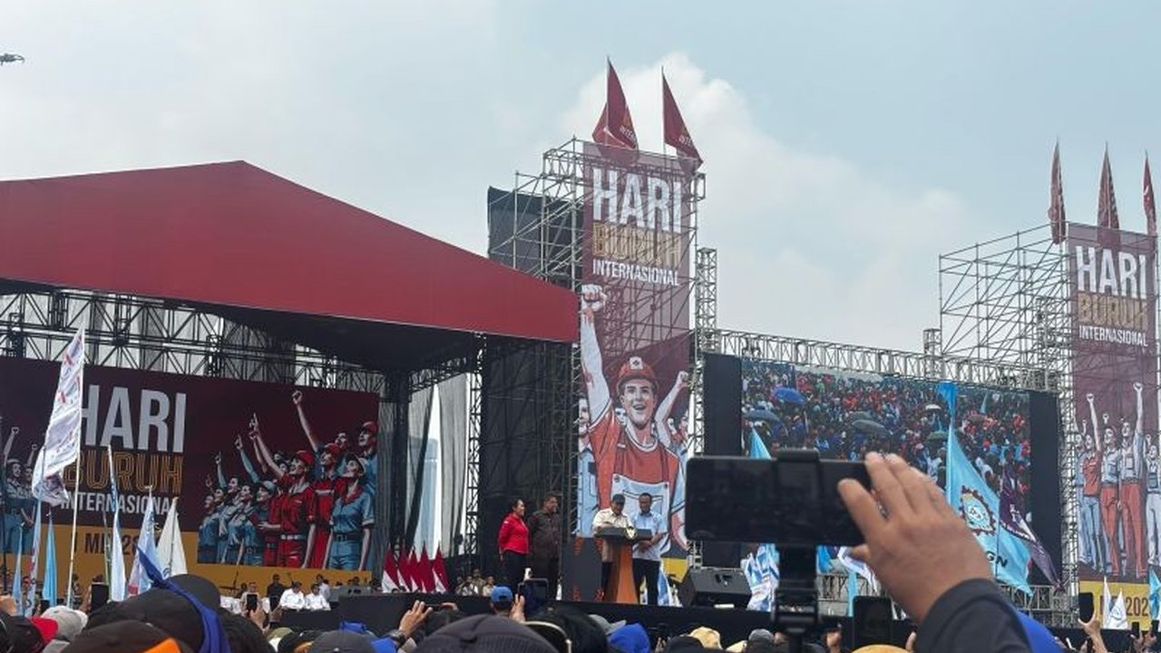 Presiden Prabowo Subianto menyatakan dukungannya terhadap usulan menjadikan aktivis buruh Marsinah sebagai Pahlawan Nasional, merespon aspirasi dari para pimpinan serikat buruh.