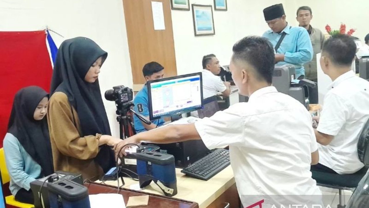 Inovasi Pemkab Bangkalan: Layanan Kependudukan Kini di Kecamatan!
