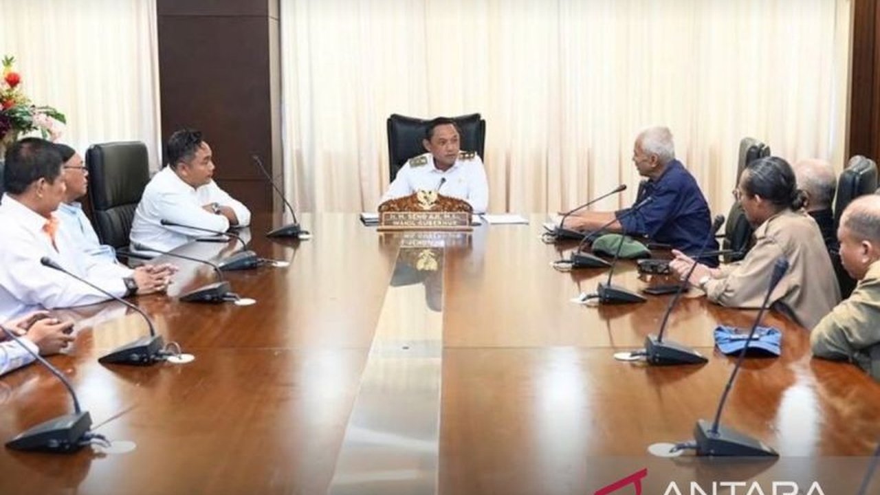 Kalimantan Timur terpilih sebagai tuan rumah Dialog Serantau Borneo-Kalimantan (DSBK) XVI tahun 2025, sebuah pertemuan sastrawan Melayu internasional yang akan menampilkan kekayaan budaya Kaltim.