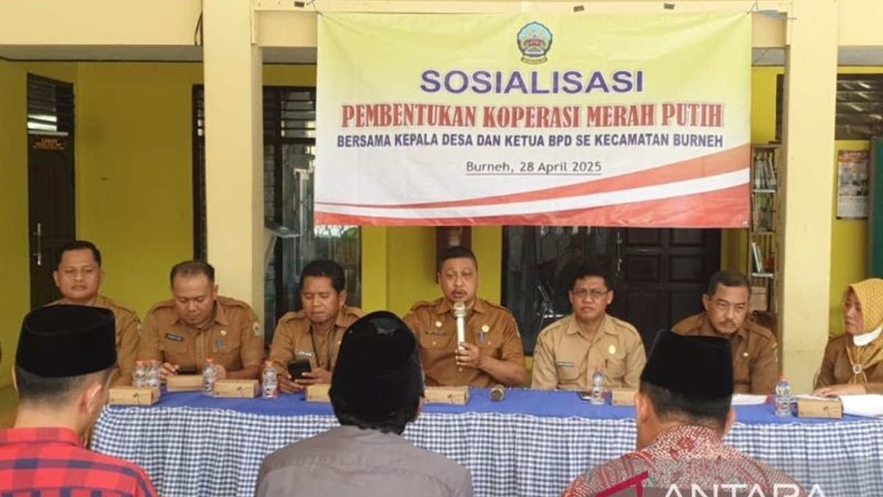 Dinas Koperasi Bangkalan memberi pendampingan percepatan pembentukan 36 Koperasi Desa/Kelurahan Merah Putih di 18 kecamatan, ditargetkan rampung Juli 2025 sesuai Inpres Nomor 9 Tahun 2025.