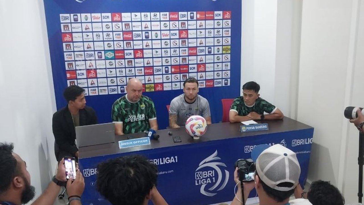 Persib Bandung berambisi raih kemenangan dan ukir sejarah di Ternate saat melawan Malut United, tim kuat yang belum terkalahkan dalam 12 laga BRI Liga 1.